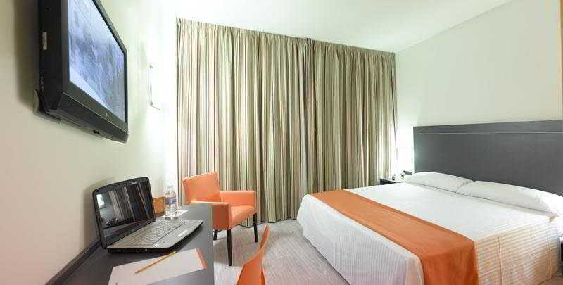 H2 Fuenlabrada Hotel Exterior photo